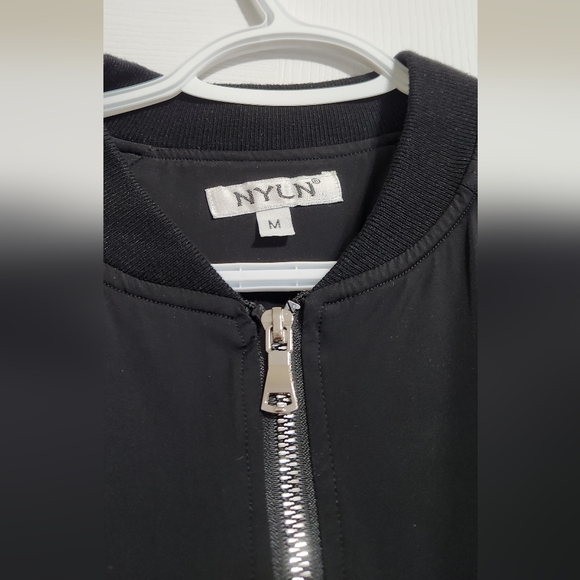 Men's Black Nylon Jacket Business Casual Muscle Fit - Picture 3 of 4